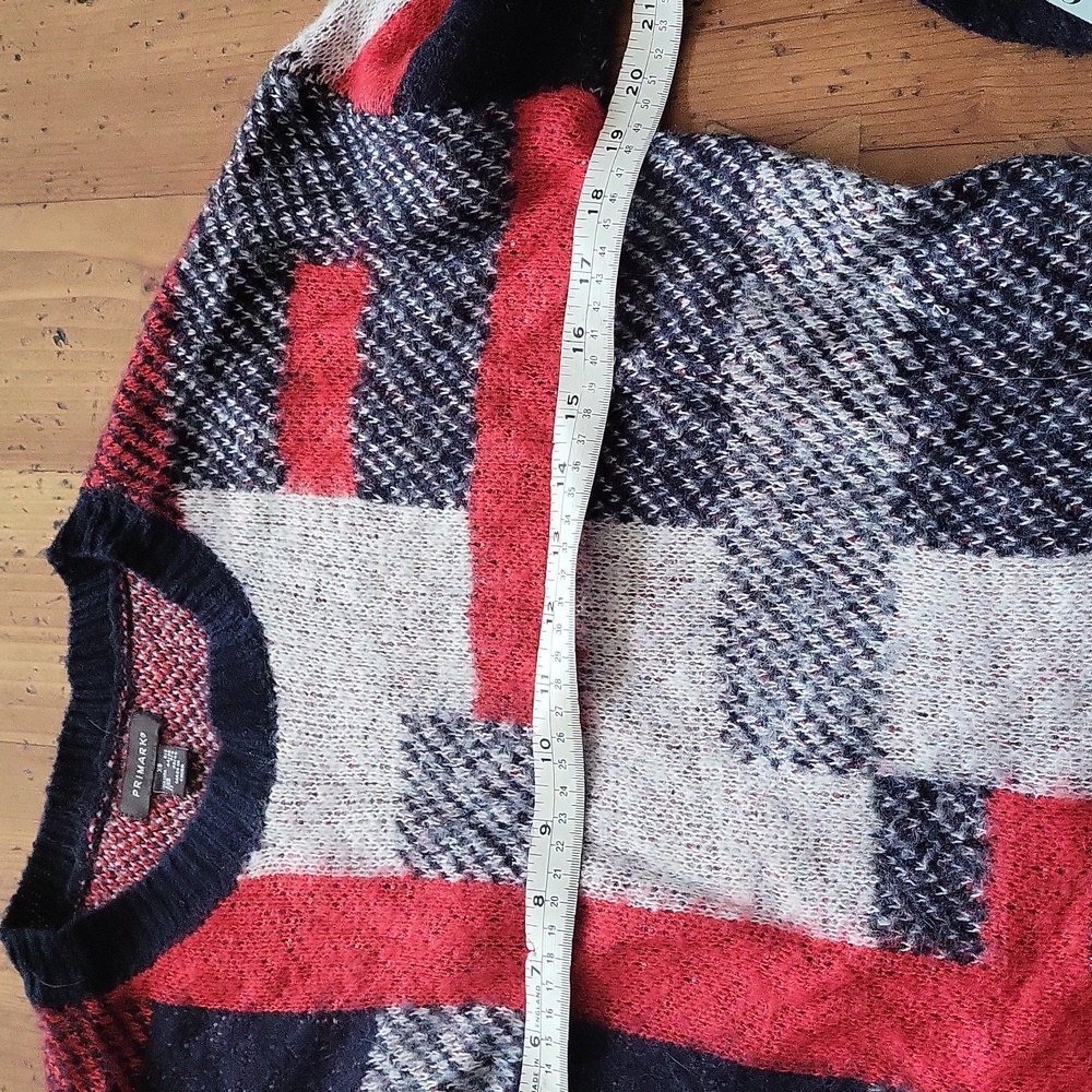 **Removing 7/24**Primark Crewneck Sweater - Picture 2 of 6